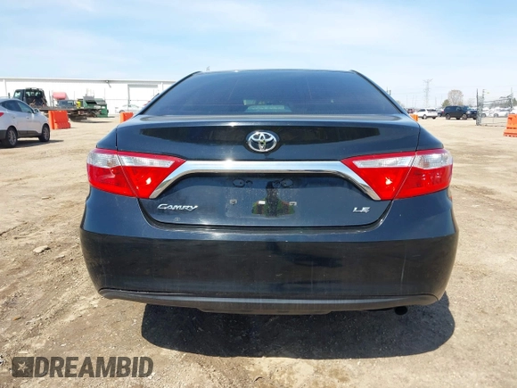 2015 Toyota Camry XLE z VIN 4T4BF1FK5FR505945, wystawiony jako IAAI lot #42114226 z przebiegiem 197 032 mil mil oraz . Historia ofert i sprzedaży dostępna na DreamBid. Obrazek 16.