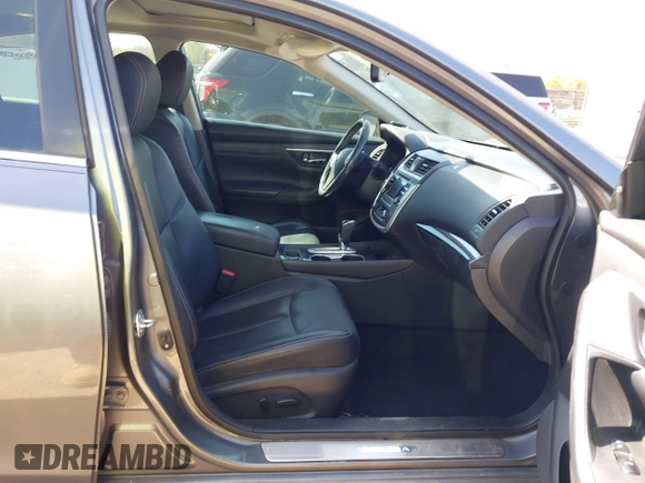 2016 Nissan Altima SV with VIN 1N4AL3AP4GC142536, listed as a IAAI auction lot 41964591 with 52,469 mi miles and . Bid and sale history available at DreamBid. Image 5.