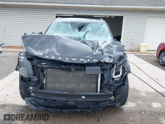 2022 Kia Telluride S with VIN 5XYP64HC6NG261279, listed as a IAAI auction lot 42240640 with 89,317 mi miles and . Bid and sale history available at DreamBid. Image 13.