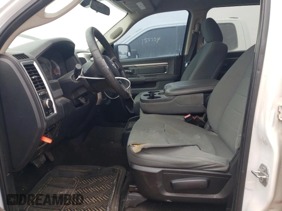2017 Ram 1500 SLT z VIN 1C6RR6TT8HS768922, wystawiony jako Copart lot #85734064 z przebiegiem 117 377 mil mil oraz Czysty tytuł • Clean title. Historia ofert i sprzedaży dostępna na DreamBid. Obrazek 7.