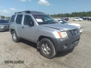 2007 Nissan Xterra SE with VIN 5N1AN08W07C504504, listed as a IAAI auction lot 40800225 with 186,397 mi miles. Bid and sale history available at carsss.com. Image 1.