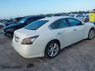 2014 Nissan Maxima 3.5 SV w/Sport Pkg with VIN 1N4AA5AP0EC483561, listed as a IAAI auction lot 42005673 with 81,731 mi miles. Bid and sale history available at carsss.com. Image 4.