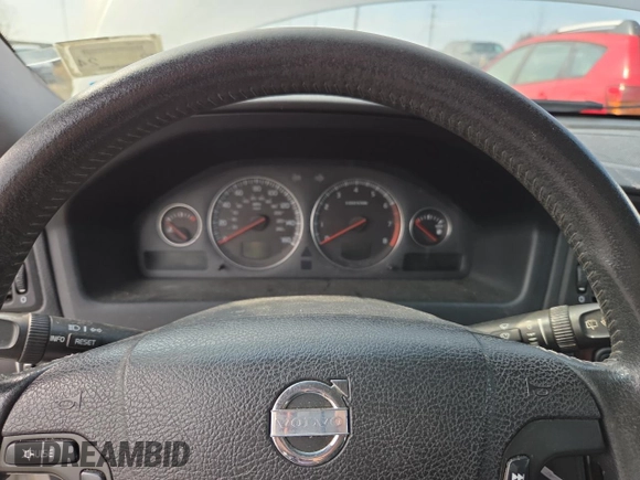 2005 Volvo XC70 with VIN YV1SZ592451184497, listed as a Copart auction lot 54593005 with Not Provided miles and Clean Title. Bid and sale history available at DreamBid. Image 8.