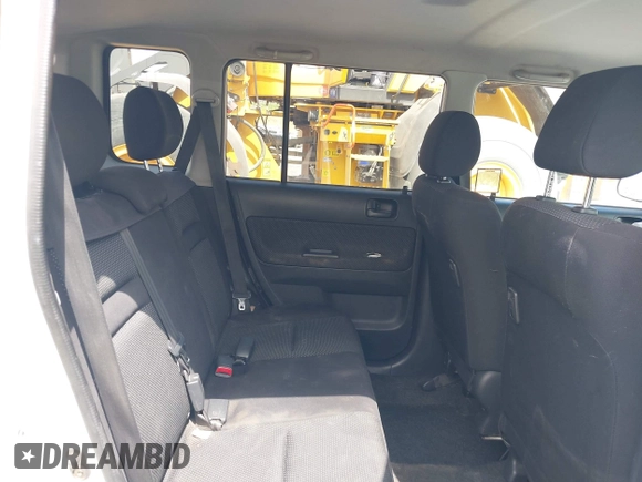 2006 Scion xB z VIN JTLKT324764044312, wystawiony jako IAAI lot #42183613 z przebiegiem 249 038 mil mil oraz . Historia ofert i sprzedaży dostępna na DreamBid. Obrazek 8.
