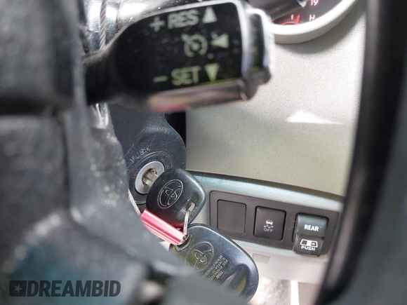 2010 Toyota Tundra 4WD Truck with VIN 5TFUM5F1XAX007758, listed as a IAAI auction lot 41545602 with 441,934 mi miles. Bid and sale history available at carsss.com. Image 11.
