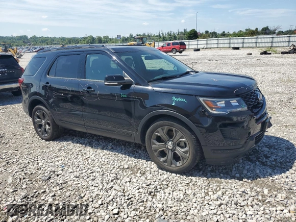 2018 Ford Explorer Sport z VIN 1FM5K8GT0JGA35611, wystawiony jako Copart lot #62075905 z przebiegiem 81 553 mil mil oraz Szkoda całkowita • Salvage title. Historia ofert i sprzedaży dostępna na DreamBid. Obrazek 4.