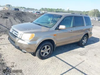 2006 Honda Pilot EX-L with RES with VIN 2HKYF186X6H525613, listed as a IAAI auction lot 42077659 with 171,124 mi miles. Bid and sale history available at carsss.com. Image 2.