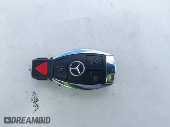 2013 Mercedes-Benz C-Class C 250 Sport with VIN WDDGF4HBXDA791251, listed as a IAAI auction lot 41917045 with 154,014 mi miles. Bid and sale history available at carsss.com. Image 11.