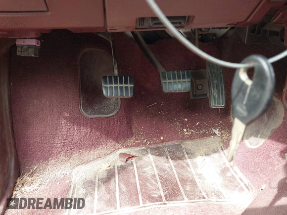 1991 Nissan Frontier XE with VIN 1N6SD11SXMC410552, listed as a IAAI auction lot 42439633 with 137,350 mi miles and . Bid and sale history available at DreamBid. Image 11.