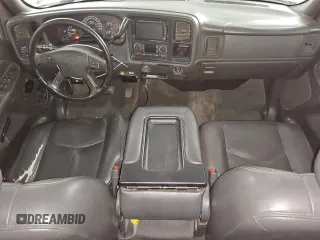 2006 Chevrolet Silverado 1500 LT2 with VIN 2GCEC13Z761357296, listed as a Copart auction lot 86315924 with 262,396 mi miles and Clean Title. Bid and sale history available at carsss.com. Image 8.