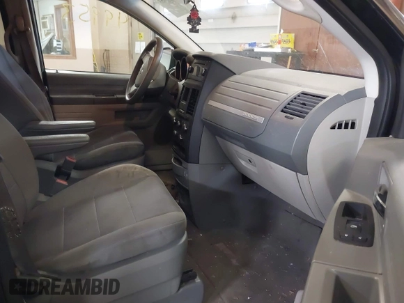 2008 Dodge Grand Caravan SE z VIN 1D8HN44H18B143634, wystawiony jako IAAI lot #41949953 z przebiegiem 189 885 mil mil oraz . Historia ofert i sprzedaży dostępna na DreamBid. Obrazek 5.