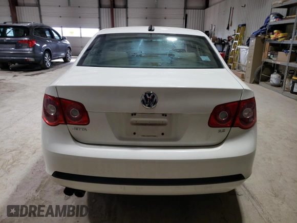 2006 Volkswagen Jetta 2.5L with VIN 3VWSF71K56M621057, listed as a Copart auction lot 45646075 with 198,098 mi miles and Salvage title. Bid and sale history available at DreamBid. Image 6.