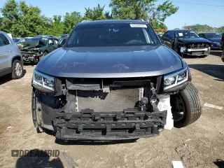 2021 Volkswagen Atlas SEL z VIN 1V2BC2CA9MC205738, wystawiony jako Copart lot #55288504 z przebiegiem 59 838 mil mil oraz Szkoda całkowita • Salvage title. Historia ofert i sprzedaży dostępna na DreamBid. Obrazek 5.