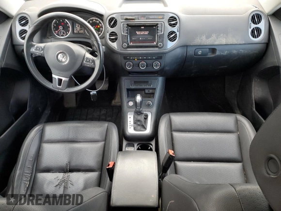 2016 Volkswagen Tiguan SE with VIN WVGBV7AX3GW532425, listed as a Copart auction lot 48720835 with 88,312 mi miles and Salvage Title. Bid and sale history available at DreamBid. Image 8.