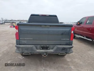2020 Chevrolet Silverado 1500 Custom Trail Boss with VIN 3GCPYCEF0LG237447, listed as a IAAI auction lot 41213464 with 118,562 mi miles and . Bid and sale history available at DreamBid. Image 16.