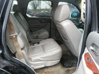 2007 GMC Yukon SLT with VIN 1GKFK13047R188103, listed as a IAAI auction lot 41212201 with 1 mi miles. Bid and sale history available at carsss.com. Image 8.