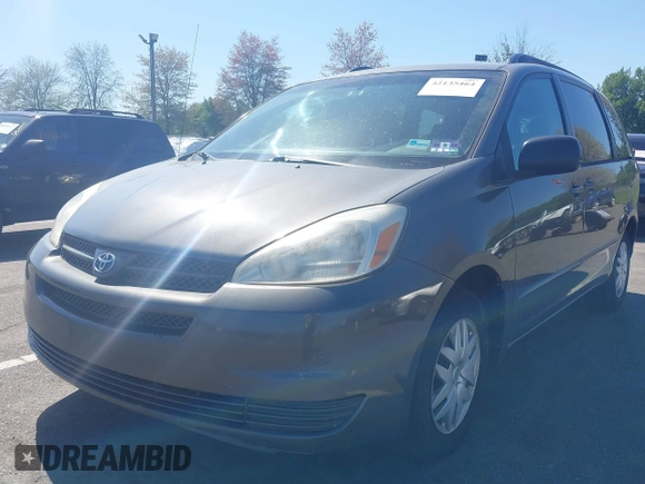 2004 Toyota Sienna CE with VIN 5TDZA23C74S169294, listed as a IAAI auction lot 42135464 with 199,312 mi miles. Bid and sale history available at carsss.com. Image 2.