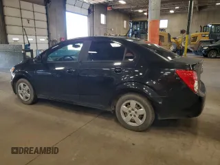 2013 Chevrolet Sonic LS z VIN 1G1JA5SH5D4169083, wystawiony jako Copart lot #55703555 z przebiegiem Nie podano mil oraz Czysty tytuł • Clean title. Historia ofert i sprzedaży dostępna na DreamBid. Obrazek 2.