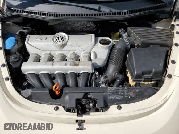 2006 Volkswagen Beetle with VIN 3VWRG31Y66M331578, listed as a Copart auction lot 49324285 with 93,854 mi miles and Salvage title. Bid and sale history available at DreamBid. Image 12.