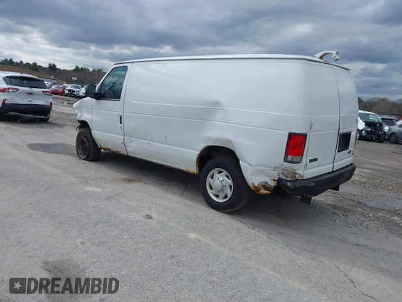 2008 Ford Econoline Cargo Commercial z VIN 1FTNE14WX8DB02132, wystawiony jako IAAI lot #41879542 z przebiegiem 401 784 mil mil oraz . Historia ofert i sprzedaży dostępna na DreamBid. Obrazek 3.