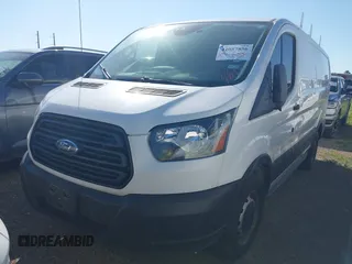 2019 Ford Transit z VIN 1FTYE1YM2KKA11865, wystawiony jako IAAI lot #42057856 z przebiegiem 71 214 mil mil oraz . Historia ofert i sprzedaży dostępna na DreamBid. Obrazek 17.