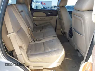 2011 GMC Yukon Denali with VIN 1GKS2EEF8BR346281, listed as a IAAI auction lot 41224127 with 264,311 mi miles. Bid and sale history available at carsss.com. Image 8.