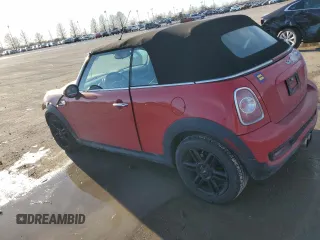 2015 MINI Convertible S с VIN WMWZP3C57FT299177, выставлен на аукционе Copart как лот 43277825 с пробегом 79 454 миль миль и Списание • Salvage title. История ставок и продаж доступна на DreamBid. Изображение 2.