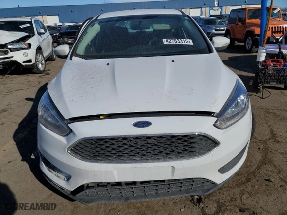 2016 Ford Focus SE with VIN 1FADP3F25GL229635, listed as a Copart auction lot 42763315 with 43,202 mi miles and Clean Title. Bid and sale history available at carsss.com. Image 5.