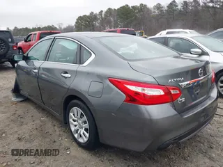 2017 Nissan Altima SV with VIN 1N4AL3AP2HC479630, listed as a IAAI auction lot 41418451 with 117,828 mi miles and . Bid and sale history available at carsss.com. Image 3.