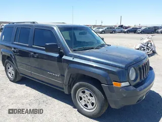 2015 Jeep Patriot Sport z VIN 1C4NJPBA0FD285527, wystawiony jako IAAI lot #42406631 z przebiegiem 164 611 mil mil oraz . Historia ofert i sprzedaży dostępna na DreamBid. Obrazek 1.