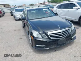 2013 Mercedes-Benz E 350 Luxury с VIN WDDHF5KB8DA727907, выставлен на аукционе IAAI как лот 42476164 с пробегом 195 140 миль миль и . История ставок и продаж доступна на DreamBid. Изображение 1.