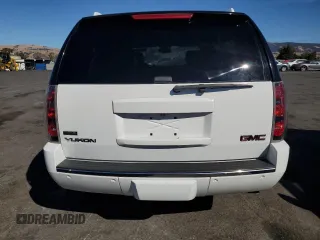 2010 GMC Yukon Denali with VIN 1GKUKEEF4AR248565, listed as a Copart auction lot 77628884 with 177,395 mi miles and Clean Title. Bid and sale history available at carsss.com. Image 6.