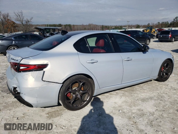 2020 Alfa Romeo Giulia Ti Sport with VIN ZARFAMBN0L7635096, listed as a Copart auction lot 84913134 with 49,765 mi miles and Salvage title. Bid and sale history available at DreamBid. Image 3.