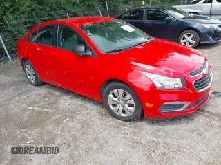2015 Chevrolet Cruze LS z VIN 1G1PA5SHXF7112471, wystawiony jako IAAI lot #42537384 z przebiegiem 204 723 mil mil oraz . Historia ofert i sprzedaży dostępna na DreamBid. Obrazek 1.