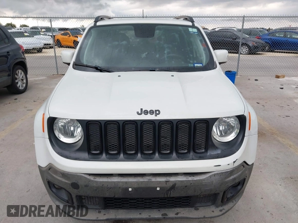 2018 Jeep Renegade Latitude with VIN ZACCJABH7JPH95711, listed as a IAAI auction lot 42124871 with 177,280 mi miles. Bid and sale history available at carsss.com. Image 12.