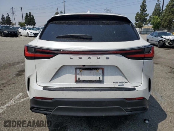 2024 Lexus NX 350h Premium z VIN JTJGKCEZ5R2019644, wystawiony jako Copart lot #59751085 z przebiegiem Nie podano mil oraz Szkoda całkowita • Salvage title. Historia ofert i sprzedaży dostępna na DreamBid. Obrazek 6.