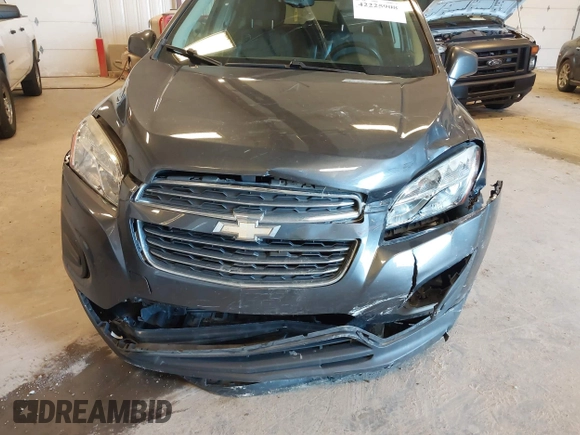 2016 Chevrolet Trax LT z VIN 3GNCJLSB8GL260323, wystawiony jako IAAI lot #42225908 z przebiegiem 134 265 mil mil oraz . Historia ofert i sprzedaży dostępna na DreamBid. Obrazek 6.