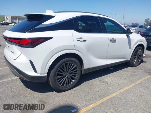 2024 Lexus RX 350 z VIN 2T2BAMBAXRC042872, wystawiony jako IAAI lot #42151226 z przebiegiem 8 141 mil mil oraz . Historia ofert i sprzedaży dostępna na DreamBid. Obrazek 4.