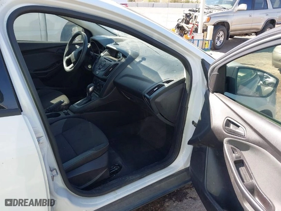 2013 Ford Focus S with VIN 1FADP3E27DL200618, listed as a IAAI auction lot 42028086 with 131,438 mi miles. Bid and sale history available at carsss.com. Image 5.