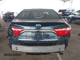 2015 Toyota Camry XLE with VIN 4T1BF1FK5FU996477, listed as a IAAI auction lot 42051830 with 102,226 mi miles. Bid and sale history available at carsss.com. Image 6.