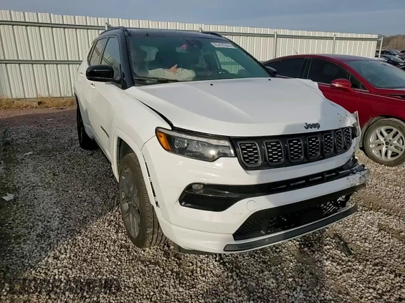 2024 Jeep Compass Limited with VIN 3C4NJDCN7RT106057, listed as a Copart auction lot 85426944 with 12,439 mi miles and Salvage Title. Bid and sale history available at carsss.com. Image 12.