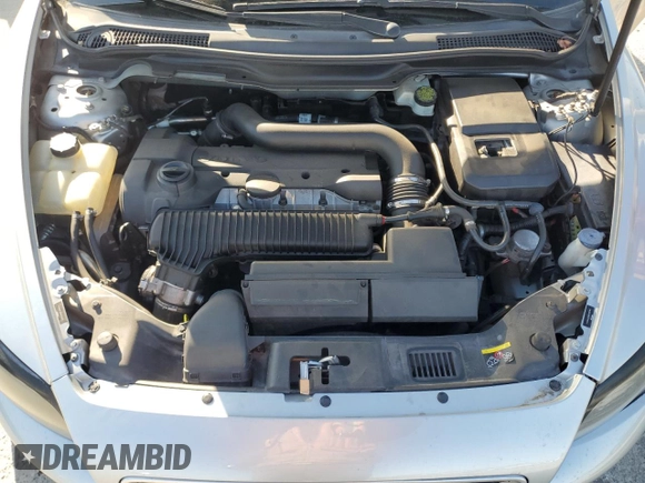 2009 Volvo C30 z VIN YV1MK672692122489, wystawiony jako Copart lot #49521025 z przebiegiem 134 754 mil mil oraz Szkoda całkowita • Salvage title. Historia ofert i sprzedaży dostępna na DreamBid. Obrazek 13.
