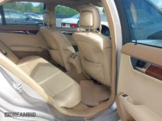 2008 Mercedes-Benz C-Class 3.0L Sport with VIN WDDGF81XX8F089131, listed as a IAAI auction lot 41974359 with 146,822 mi miles. Bid and sale history available at carsss.com. Image 8.