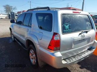 2007 Toyota 4Runner SR5 with VIN JTEZU14R870097383, listed as a IAAI auction lot 42036194 with 337,589 mi miles. Bid and sale history available at carsss.com. Image 3.