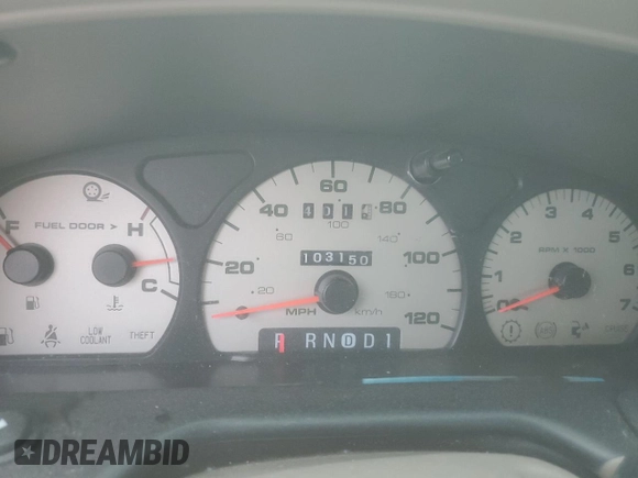 2003 Mercury Sable z VIN 1MEHM50U03G607064, wystawiony jako Copart lot #82373104 z przebiegiem 103 150 mil mil oraz Szkoda całkowita • Salvage title. Historia ofert i sprzedaży dostępna na DreamBid. Obrazek 9.