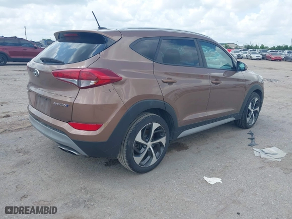 2017 Hyundai Tucson Value with VIN KM8J33A27HU430198, listed as a IAAI auction lot 42104369 with 163,929 mi miles. Bid and sale history available at carsss.com. Image 4.