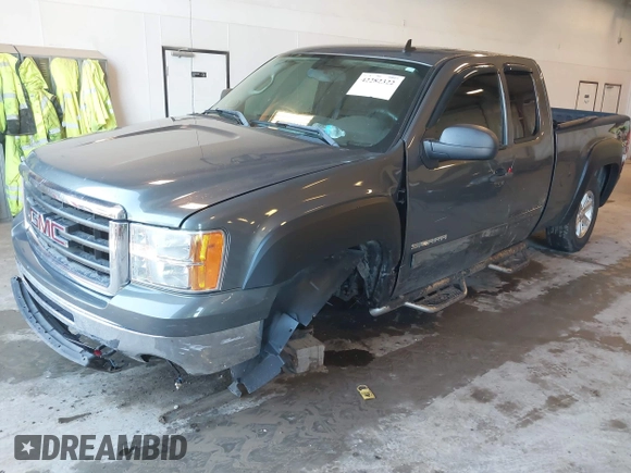 2011 GMC Sierra 1500 SLE с VIN 1GTR2VE32BZ453732, выставлен на аукционе IAAI как лот 42282322 с пробегом 210 624 миль миль и . История ставок и продаж доступна на DreamBid. Изображение 17.