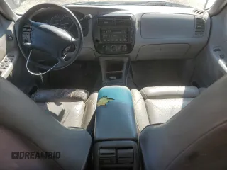 1996 Ford Explorer XL with VIN 1FMDU32XXTZB16075, listed as a Copart auction lot 51366585 with 105,686 mi miles and Clean title. Bid and sale history available at DreamBid. Image 8.