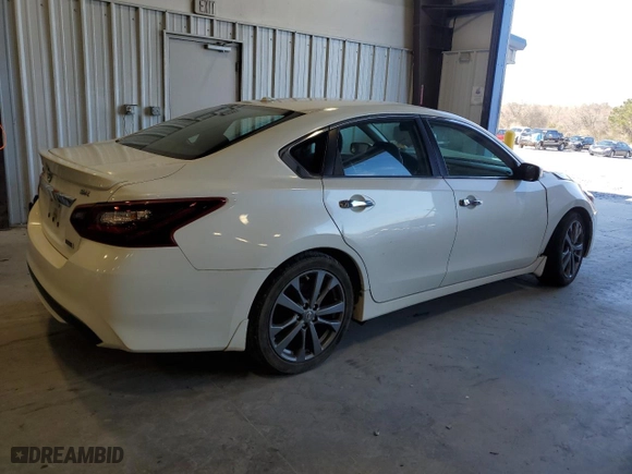 2018 Nissan Altima 2.5 S with VIN 1N4AL3AP1JC224330, listed as a Copart auction lot 46419335 with 65,765 mi miles and Salvage Title. Bid and sale history available at carsss.com. Image 3.