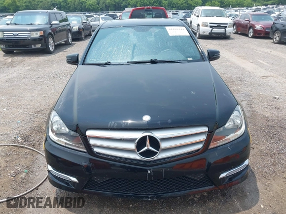 2013 Mercedes-Benz C 300 Sport with VIN WDDGF8AB9DA792571, listed as a IAAI auction lot 42455344 with 122,238 mi miles and . Bid and sale history available at DreamBid. Image 12.